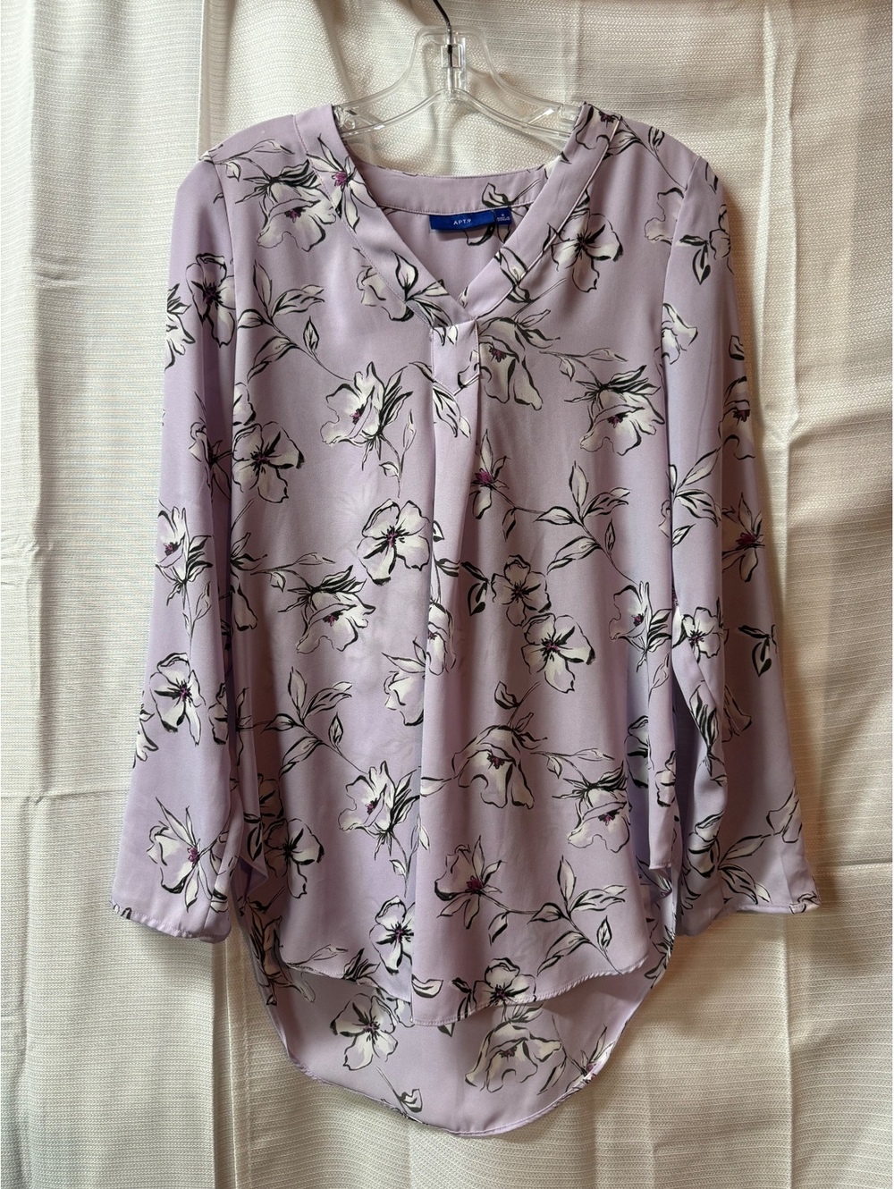 Apt. 9 Lavender Floral Long Sleeve Blouse Size S